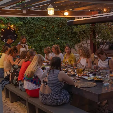 The Salty Surf & Yoga Ostello